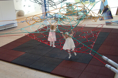 Gạch ErgoPlay sân chơi màu đỏ đen